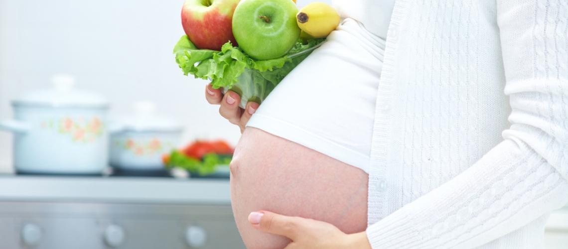 É verdade que grávida tem que comer por dois?